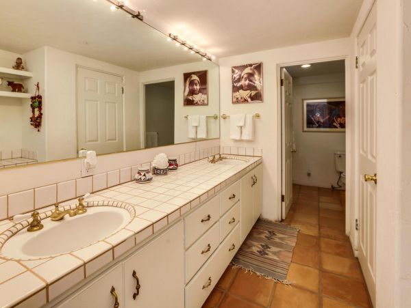 Palm Springs Home 984163