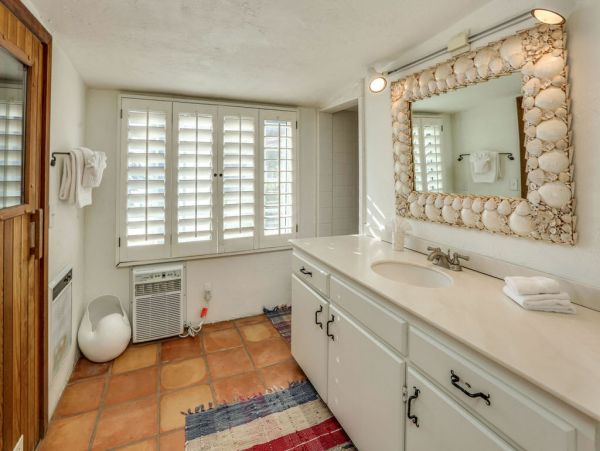 Palm Springs Home 984163