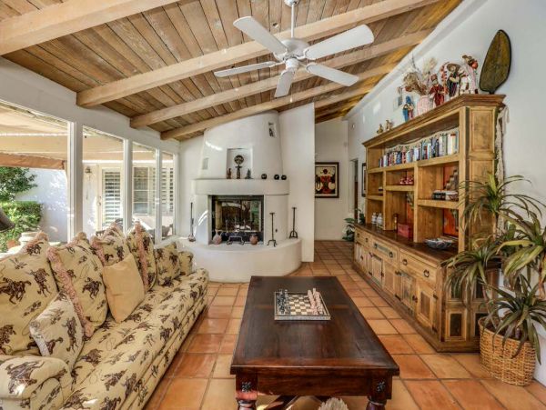 Palm Springs Home 984163