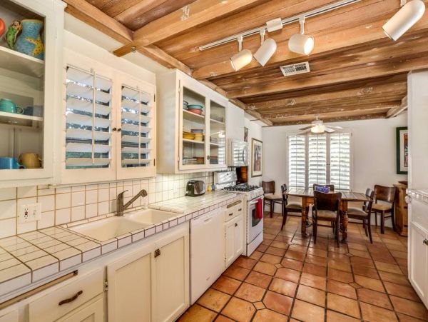 Palm Springs Home 984163