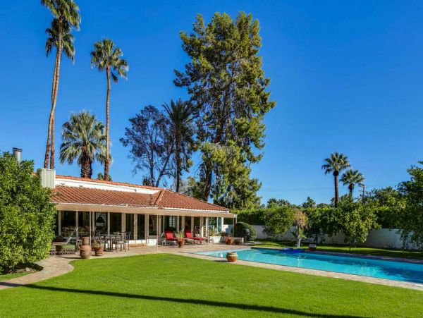 Palm Springs Home 984163