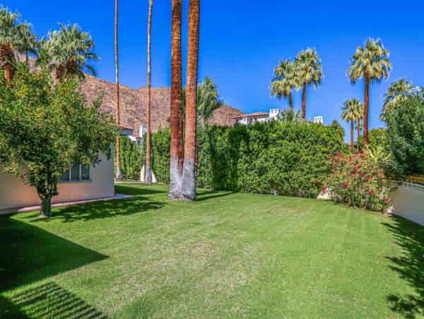 Palm Springs Home 984164