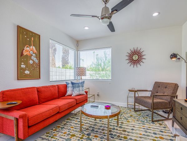 Palm Springs Home 984165