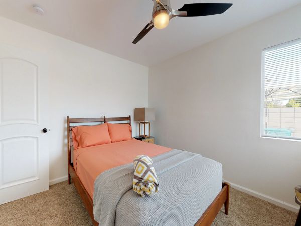Palm Springs Home 984165