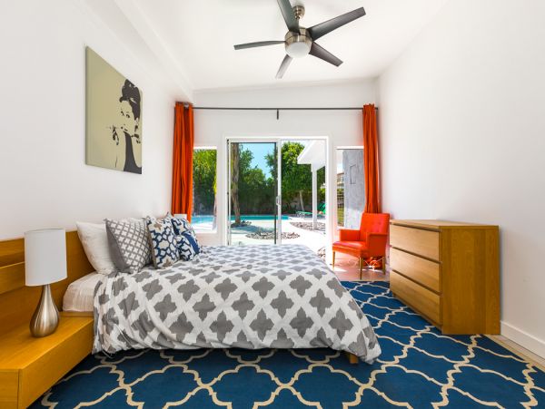 Palm Springs Home 984167