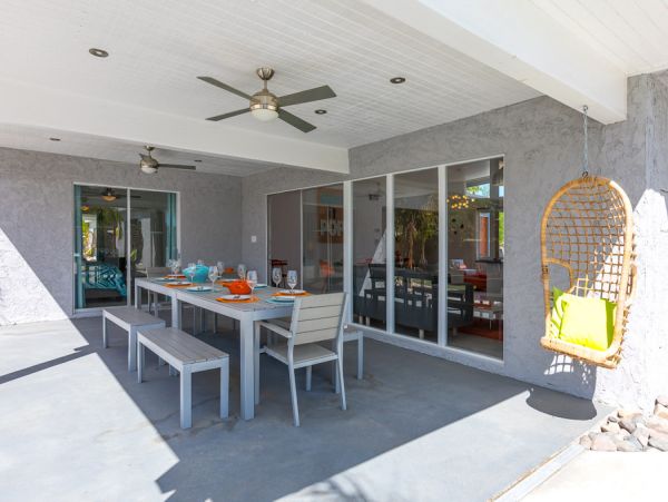 Palm Springs Home 984167