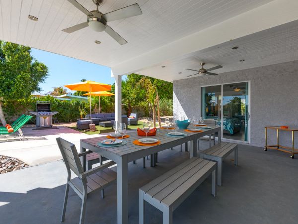 Palm Springs Home 984167