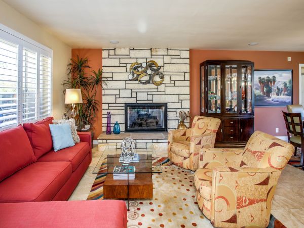 Palm Springs Home 984168