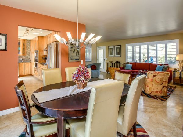 Palm Springs Home 984168