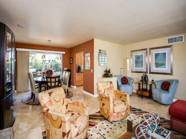 Palm Springs Home 984168