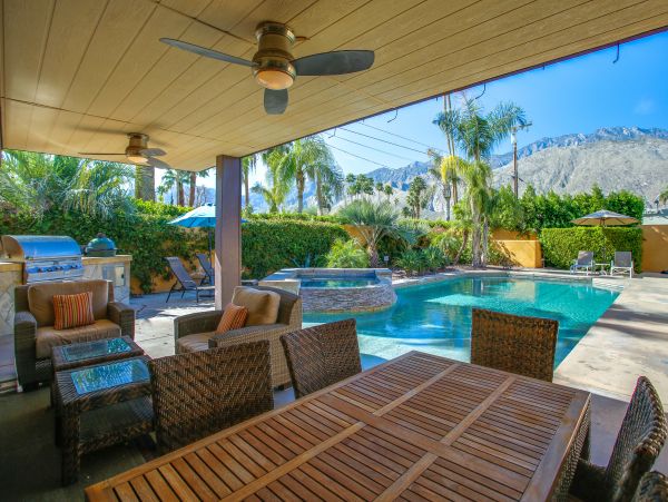 Palm Springs Home 984168