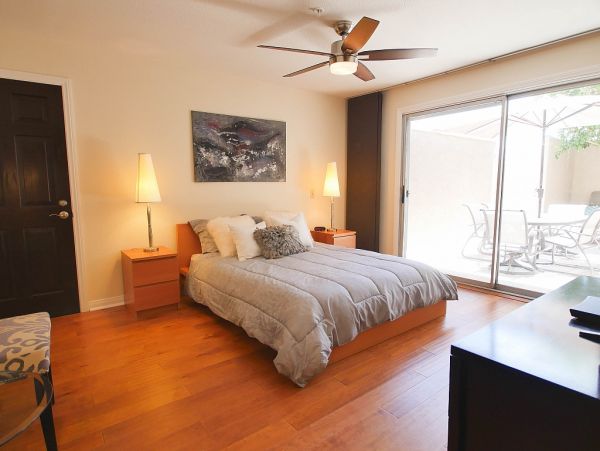 Palm Springs Home 984170