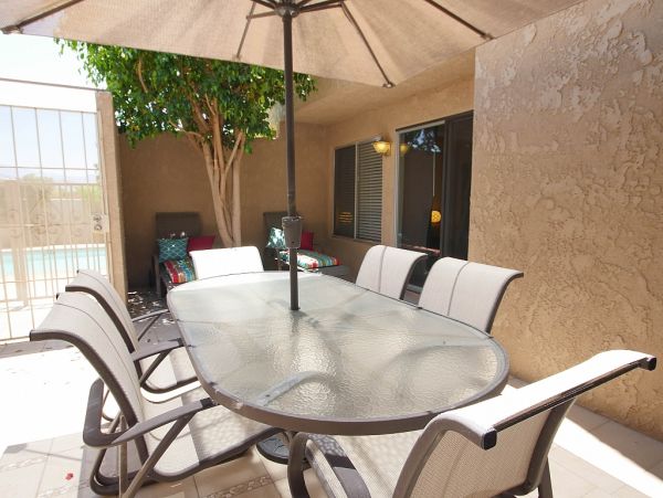 Palm Springs Home 984170