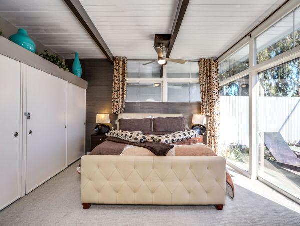 Palm Springs Home 984171