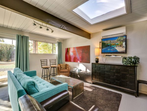 Palm Springs Home 984171
