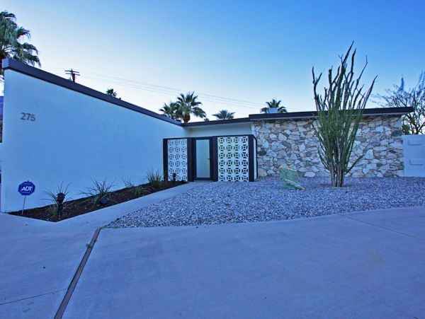 Palm Springs Home 984172