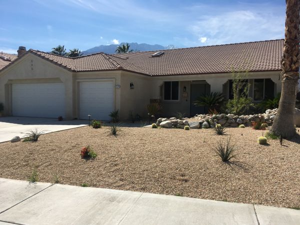 Palm Springs Home 984173