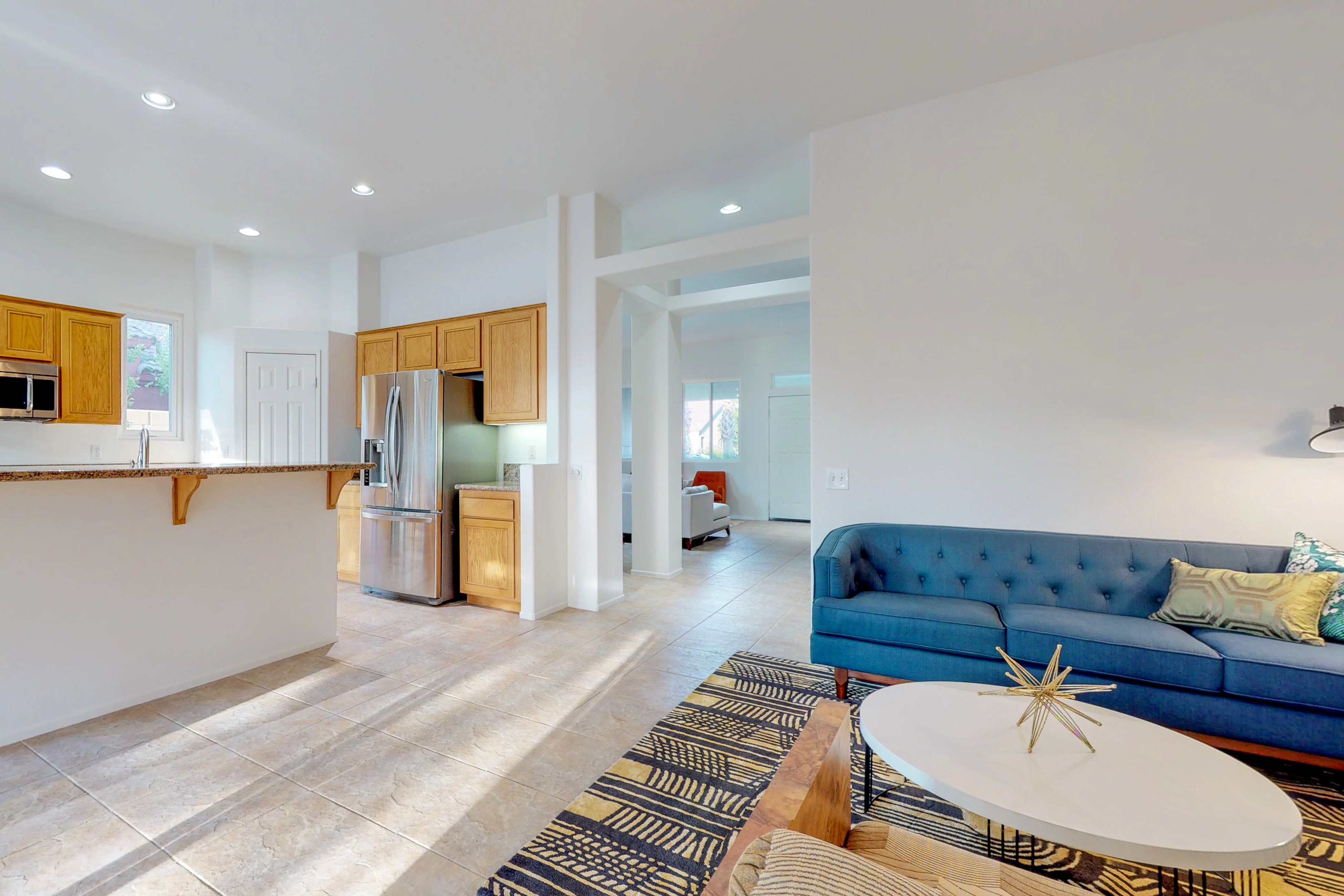Palm Springs Home 984173