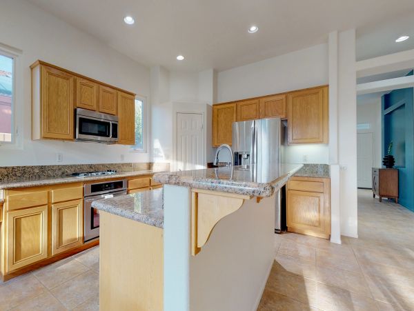 Palm Springs Home 984173