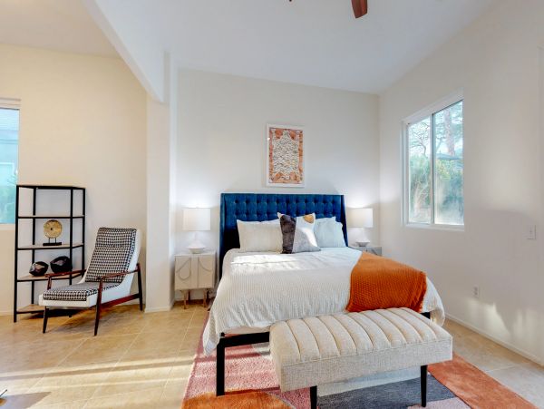 Palm Springs Home 984173