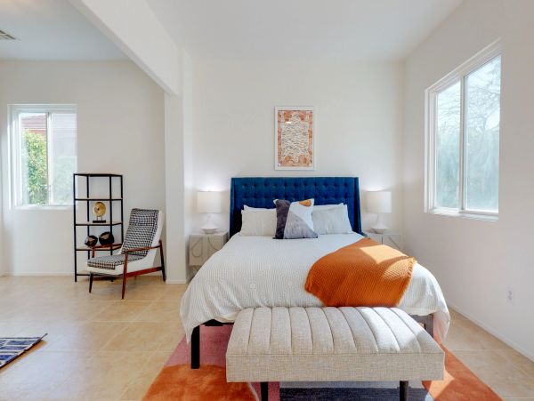 Palm Springs Home 984173