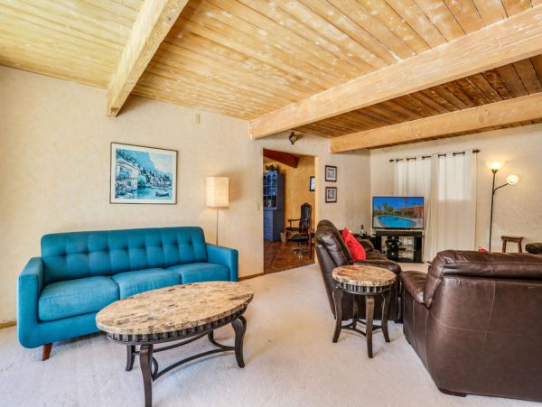 Palm Springs Home 984174