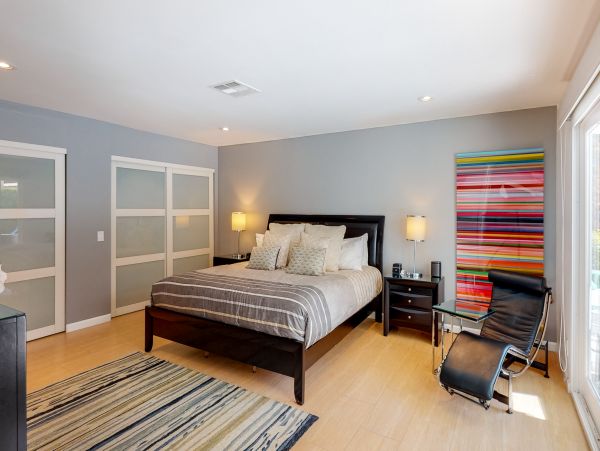 Palm Springs Home 984175