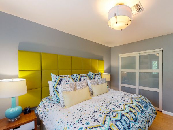 Palm Springs Home 984175