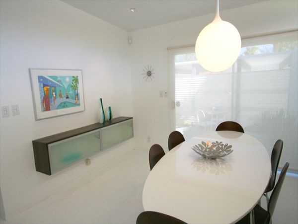 Palm Springs Home 984176