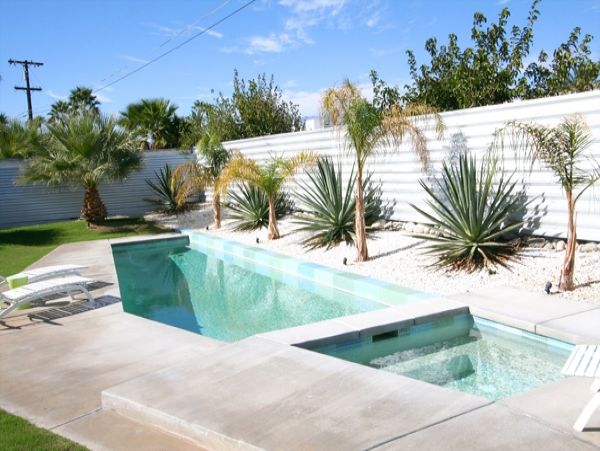 Palm Springs Home 984176