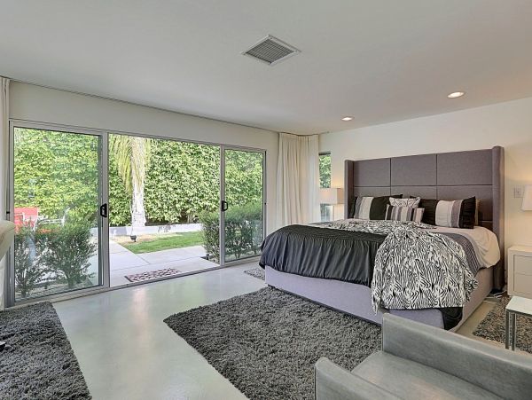 Palm Springs Home 984178