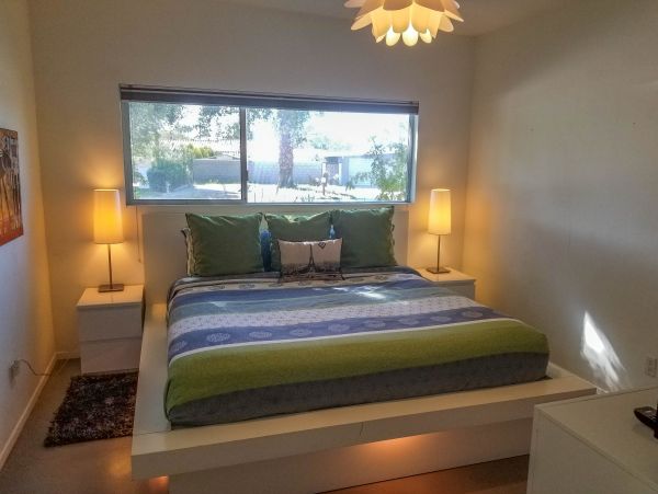 Palm Springs Home 984178