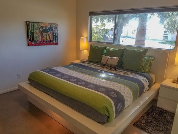 Palm Springs Home 984178