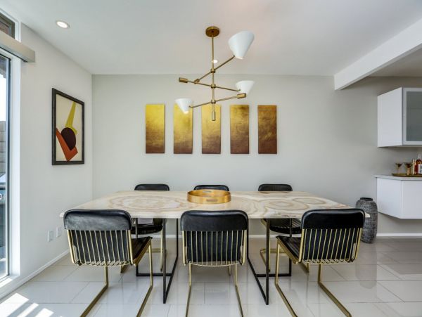 Palm Springs Home 984179