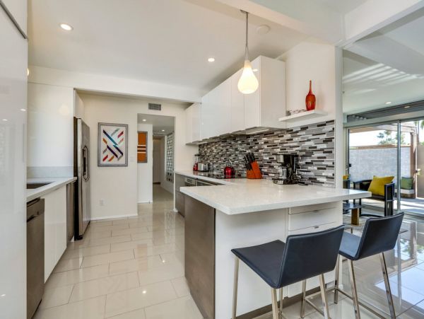Palm Springs Home 984179