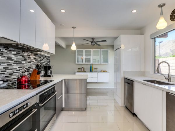 Palm Springs Home 984179