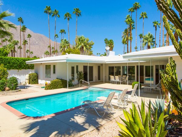 Palm Springs Home 984180