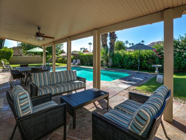 Palm Springs Home 984181