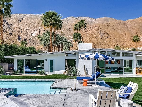 Palm Springs 4 Bedroom Home with Private Pool & Spa