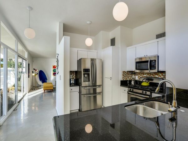 Palm Springs Home 984184