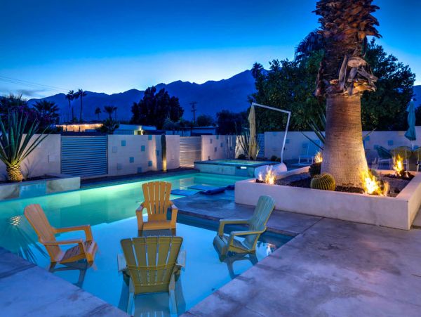 Palm Springs Home 984184