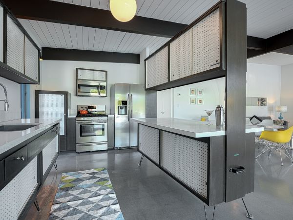 Palm Springs Home 984186