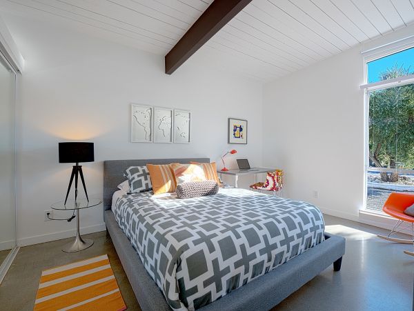 Palm Springs Home 984186