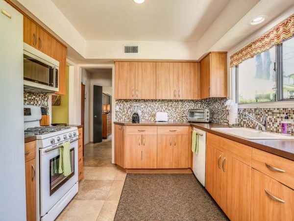 Palm Springs Home 984187