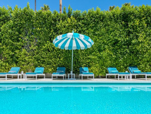 Palm Springs Home 984188