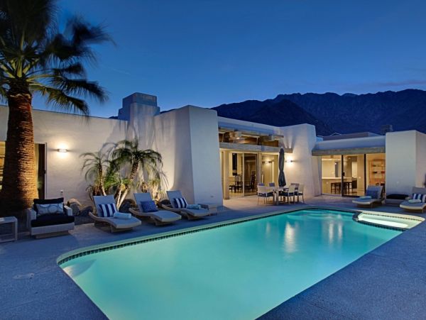 Palm Springs Home 984191