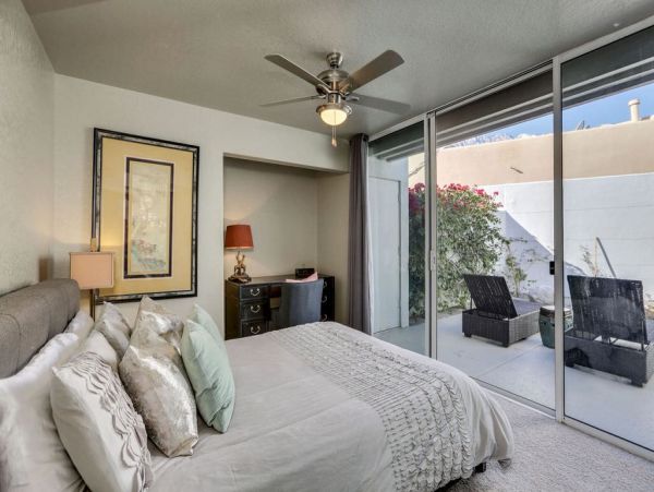 Palm Springs Home 984191
