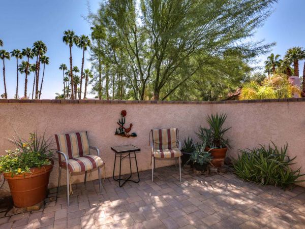Palm Springs Home 984192