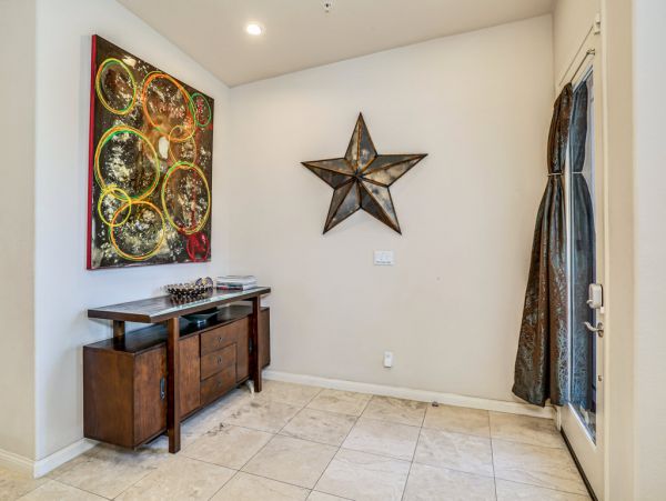 Palm Springs Home 984193