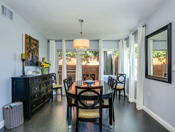 Palm Springs Home 984194